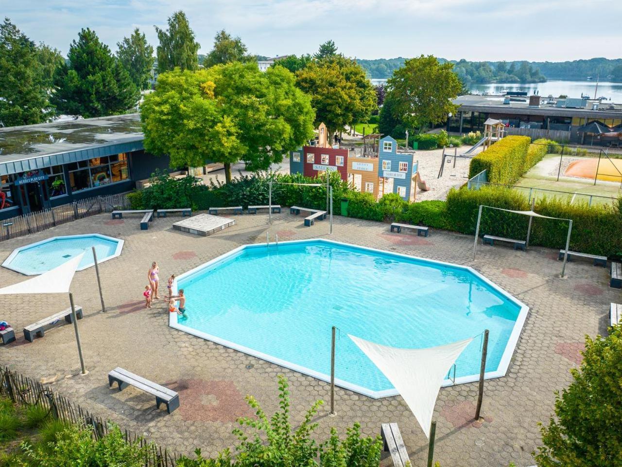 Landal Marina Resort Well Well  Exterior foto